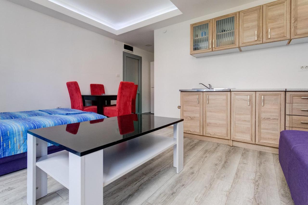 Post Office Center Apartments Budva Ngoại thất bức ảnh